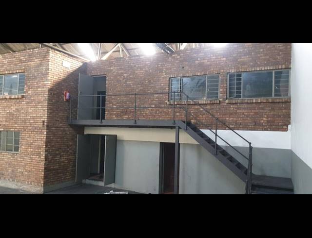 INDUSTRIAL PROPERTY TO RENT IN WALTLOO
